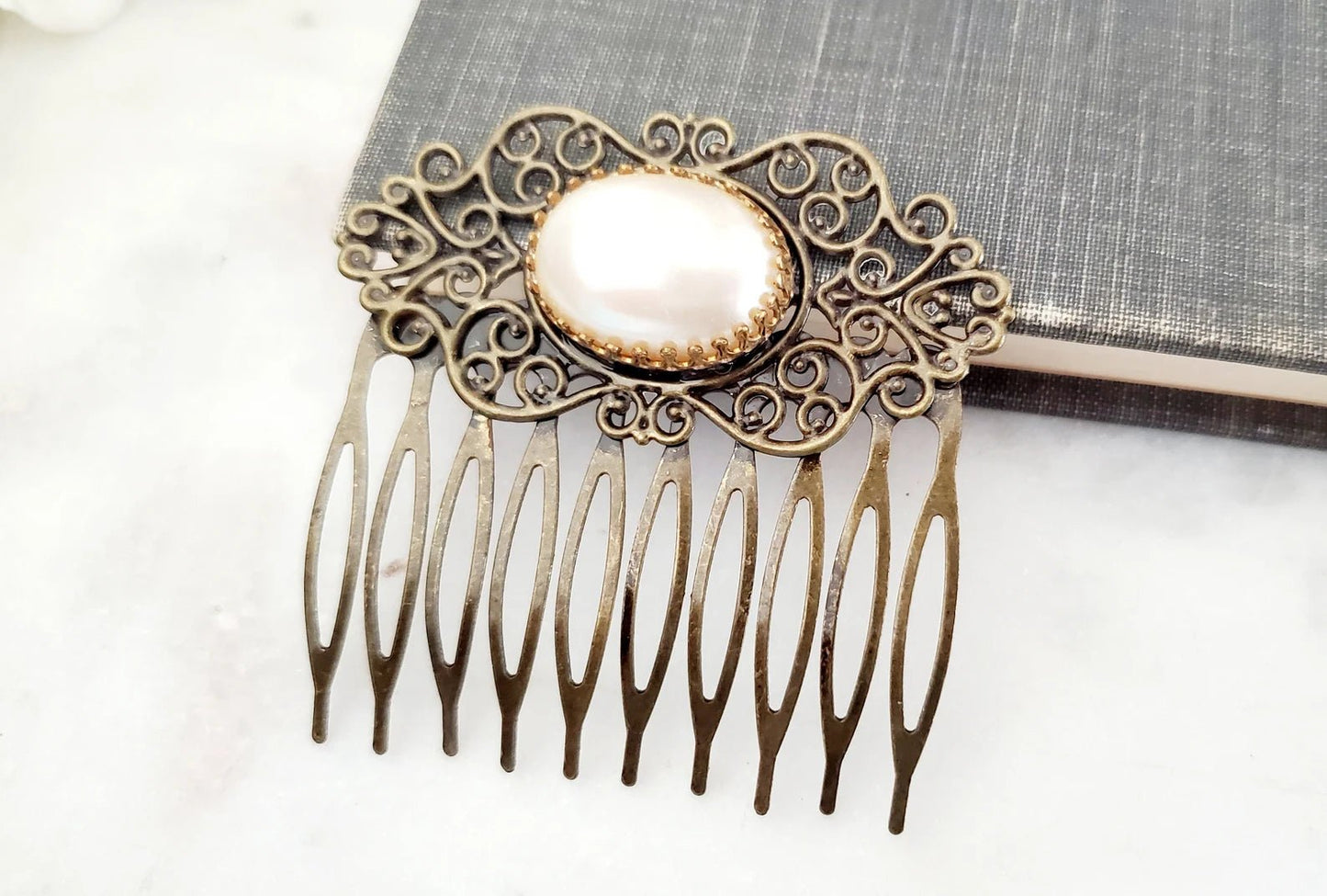 Nellandra's Pearl Comb: A Complicated Gift - Myth & Ink: Worlds of C.A. Smith