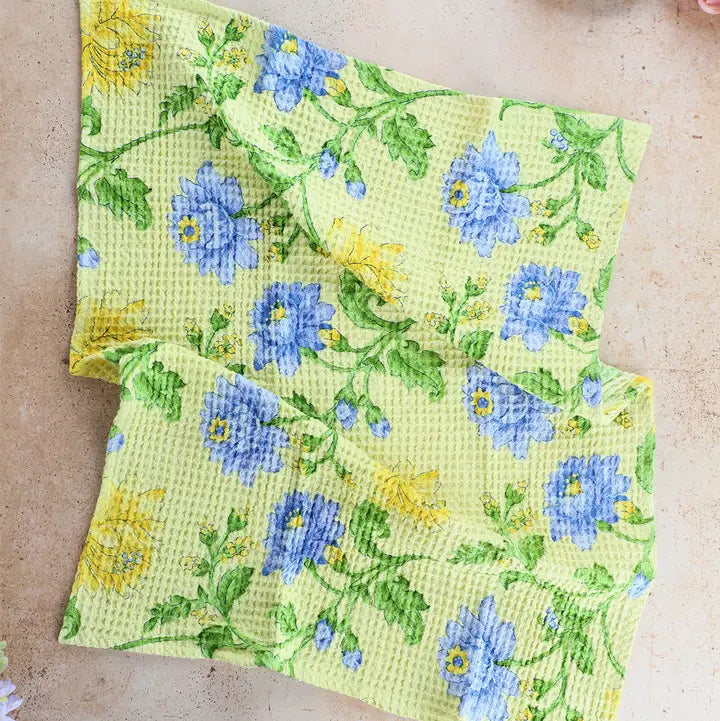 The Spring Garden Table Bundle